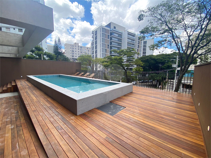 Foto REO1052814