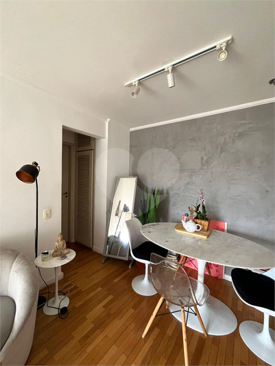 Foto REO1052941