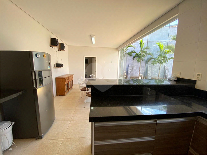 Foto REO1053440