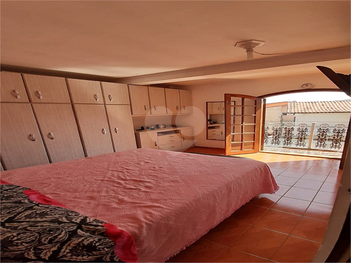 Foto REO1053457