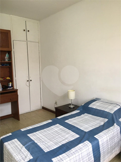 Foto REO1053508