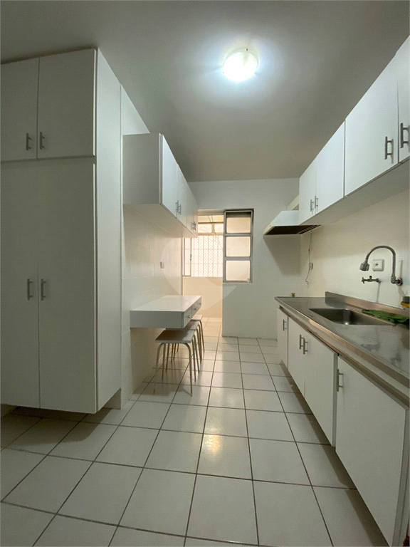 Venda Apartamento São Paulo Cerqueira César REO105361 25