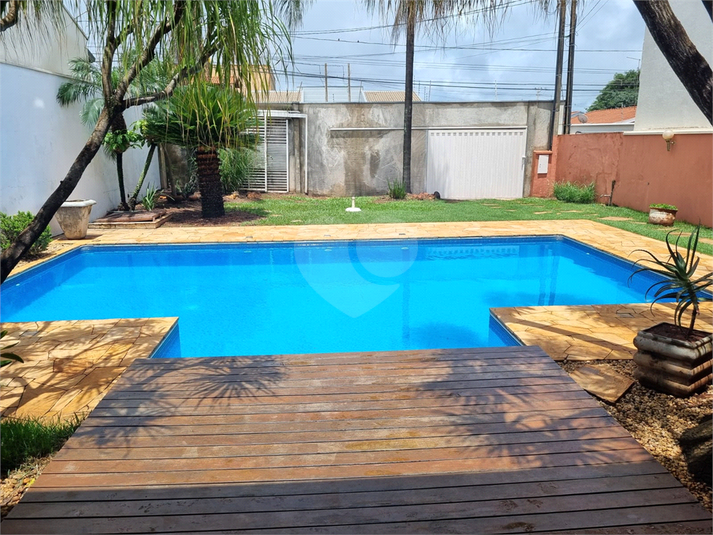Foto REO1053738