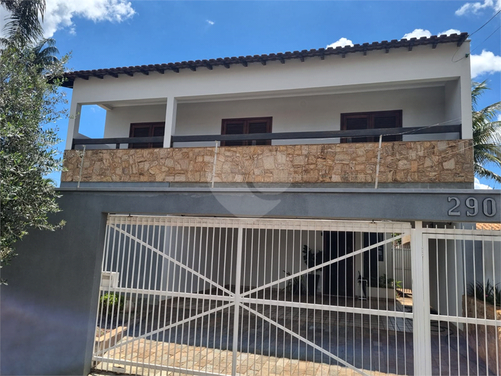 Foto REO1053738