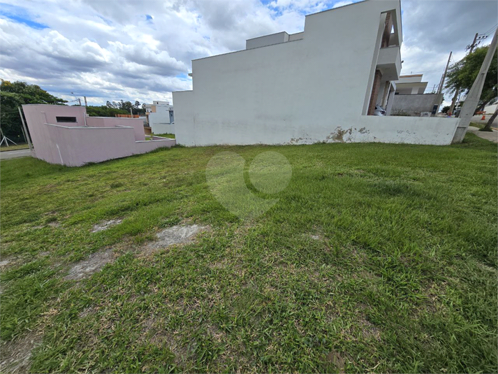 Foto REO1054101
