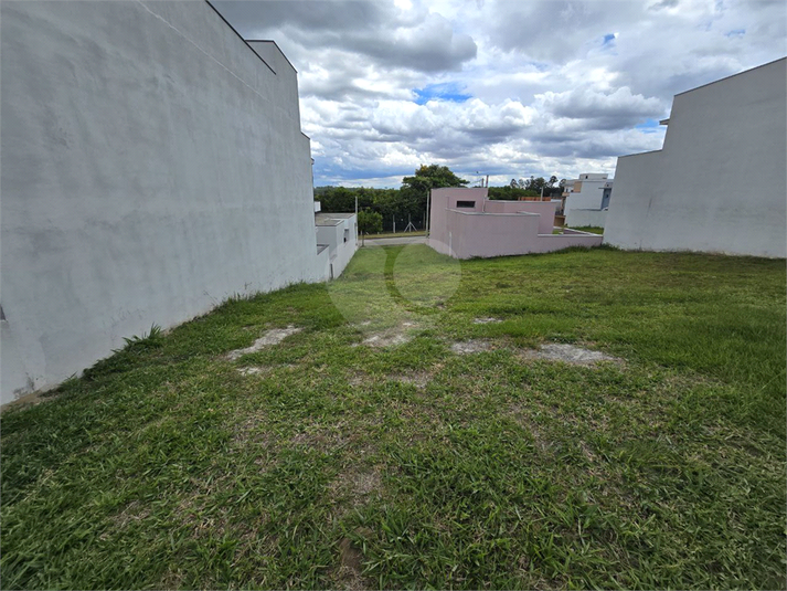 Foto REO1054101