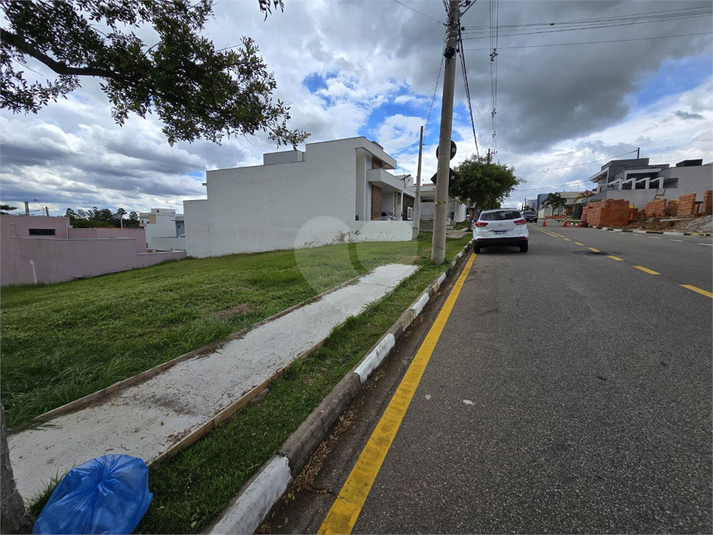 Foto REO1054101