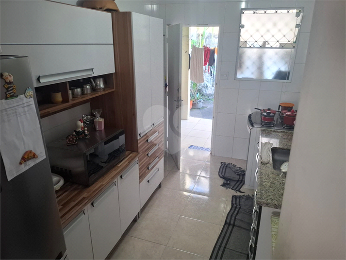 Foto REO1054181