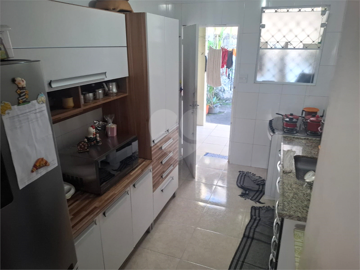 Foto REO1054181