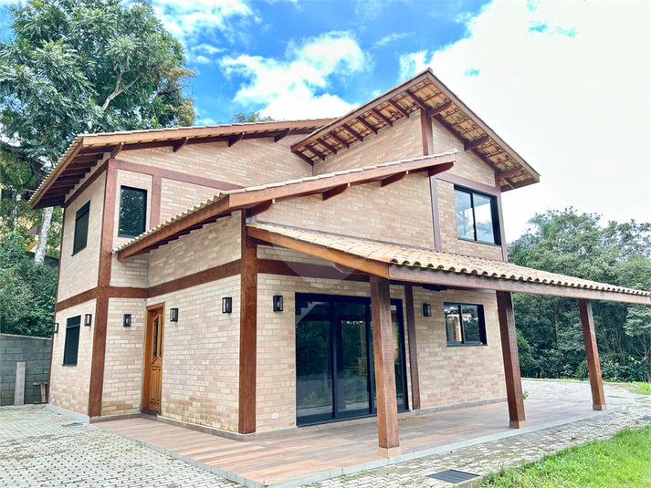 Foto REO1054195