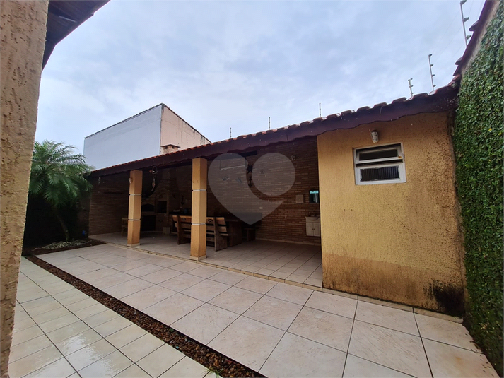 Foto REO1054264