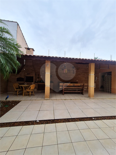 Foto REO1054264
