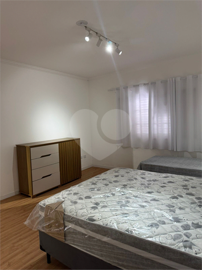 Foto REO1054377
