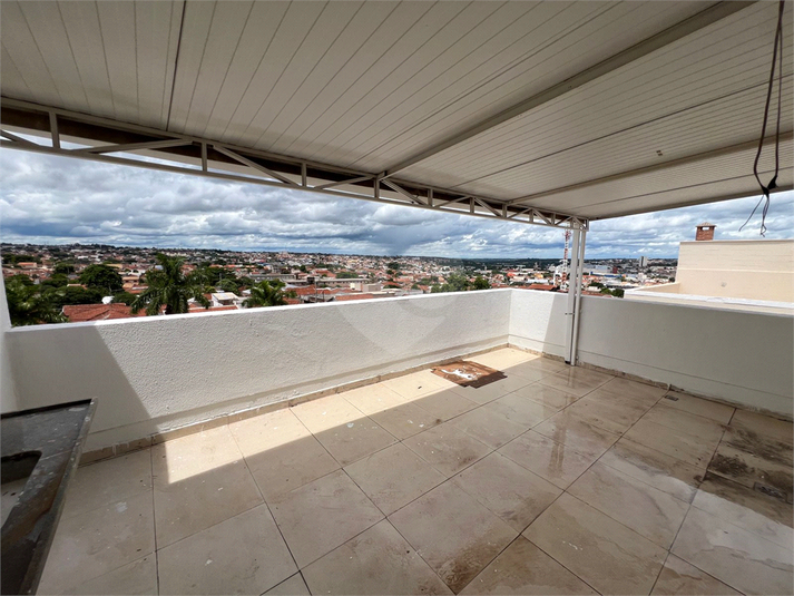 Venda Apartamento Bauru Jardim Bela Vista REO1054516 11