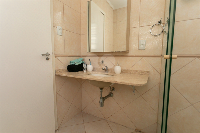 Venda Apartamento Porto Alegre Auxiliadora REO1054577 28