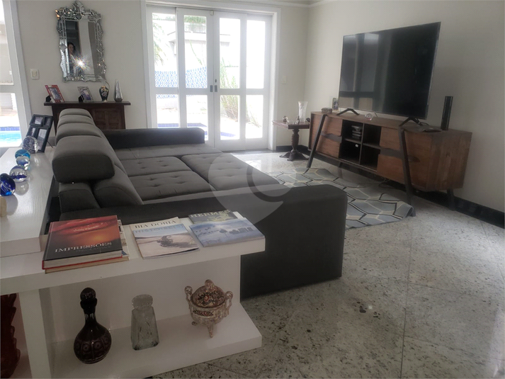 Foto REO1054597
