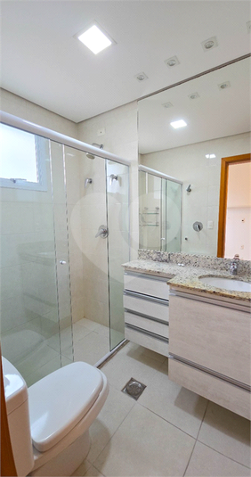 Foto REO1054756