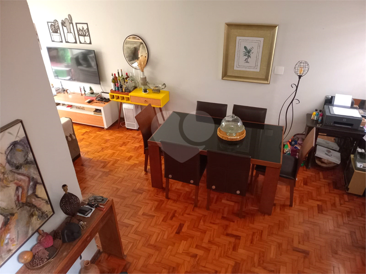 Foto REO1055009