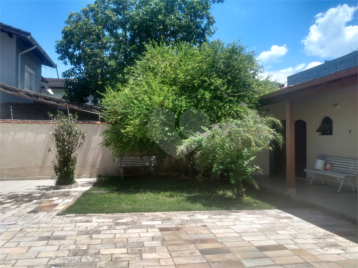 Foto REO1055174