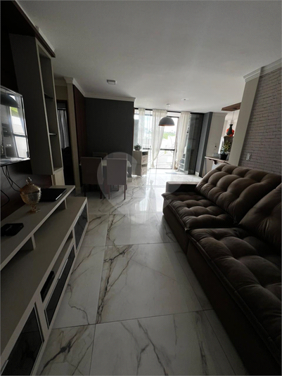Foto REO1055215