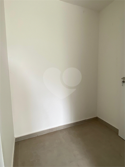 Venda Apartamento Santos Marapé REO1055614 20