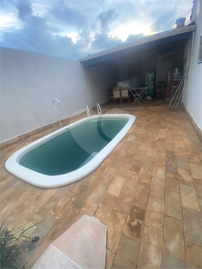 Foto REO1055675