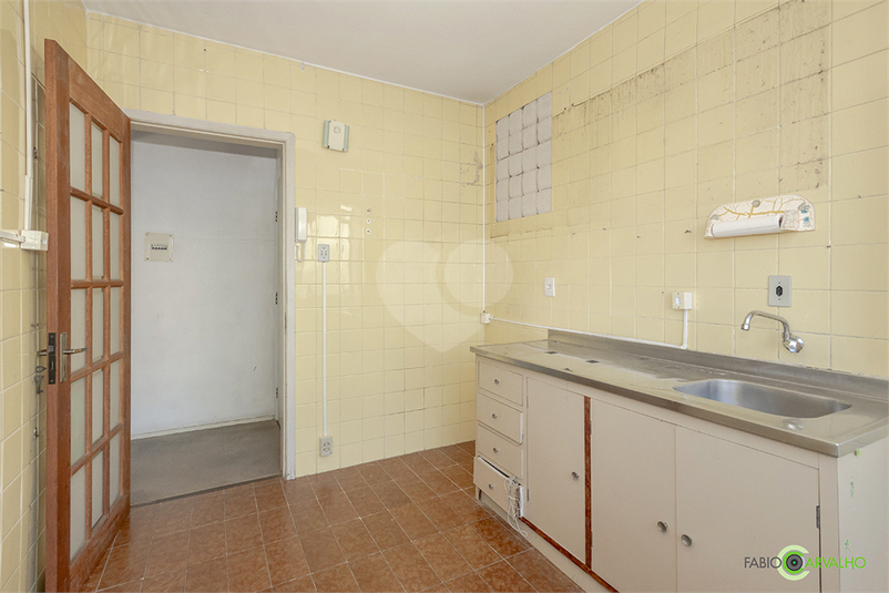 Venda Apartamento Porto Alegre Centro Histórico REO1057094 24