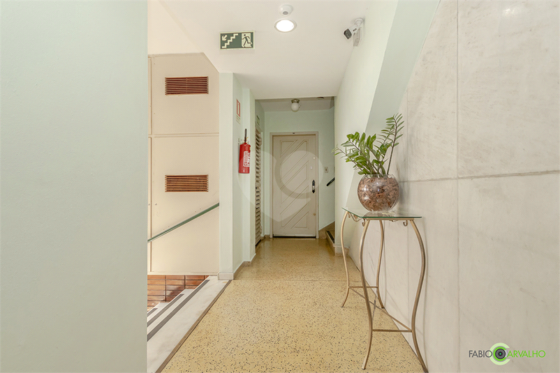 Venda Apartamento Porto Alegre Centro Histórico REO1057094 33