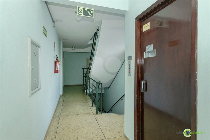 Venda Apartamento Porto Alegre Centro Histórico REO1057094 30