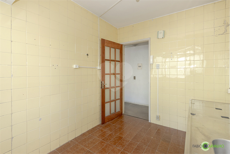 Venda Apartamento Porto Alegre Centro Histórico REO1057094 23