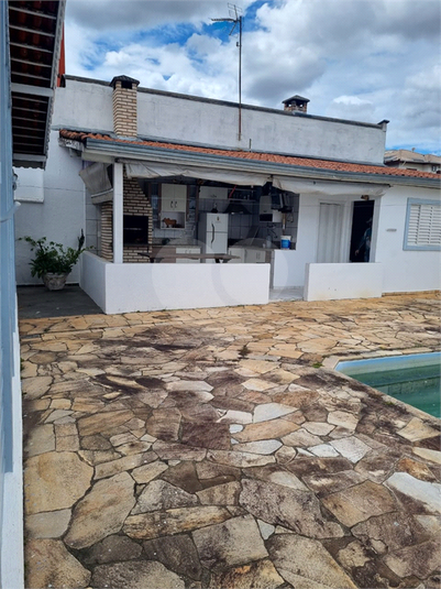 Foto REO1057113