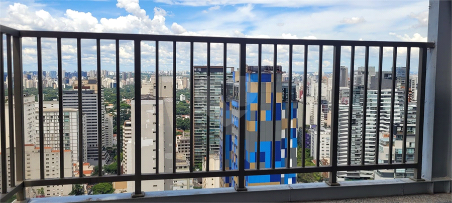 Foto REO1057221