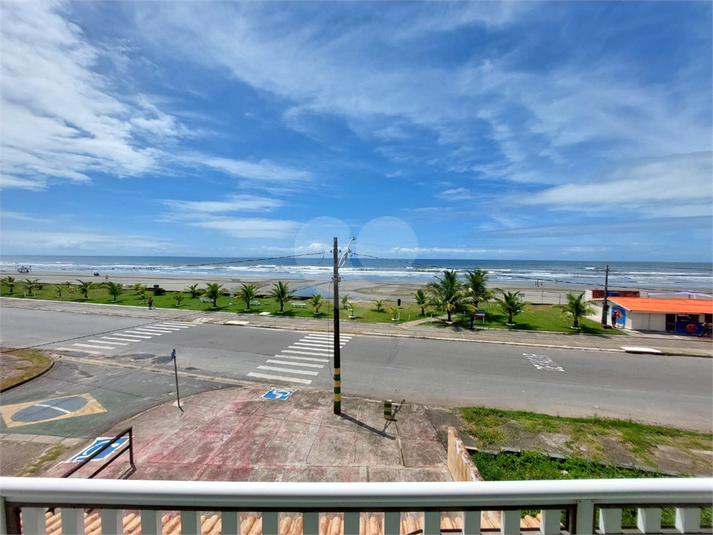 Foto REO1057317