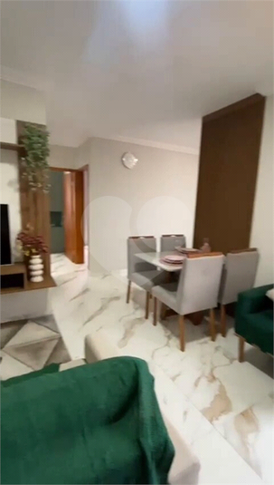 Foto REO1057445