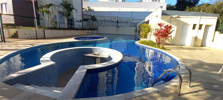 Foto REO1057588