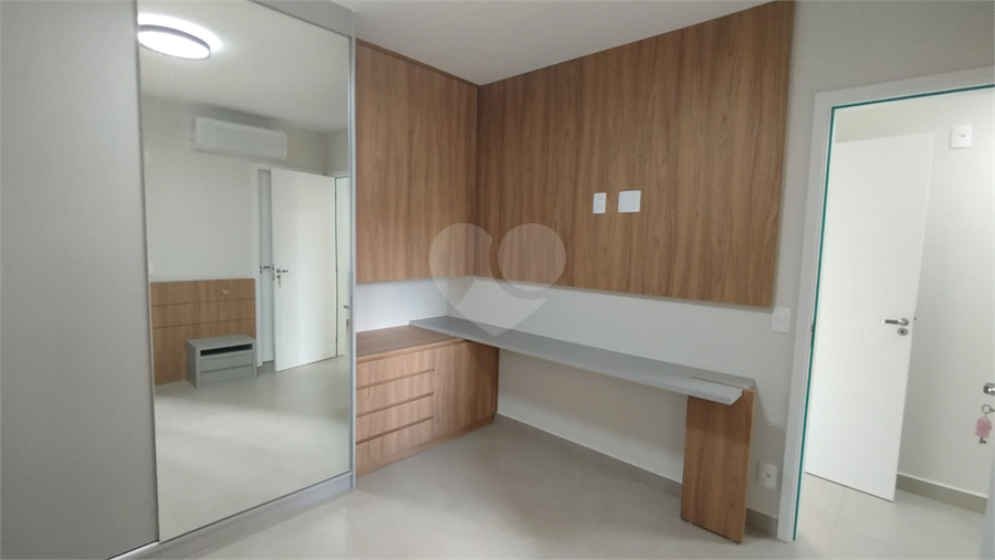 Foto REO1058799