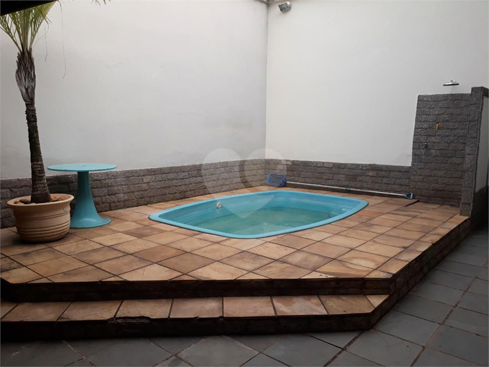 Foto REO1058870