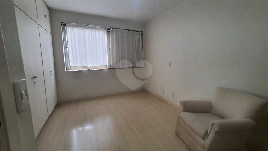 Foto REO1059004