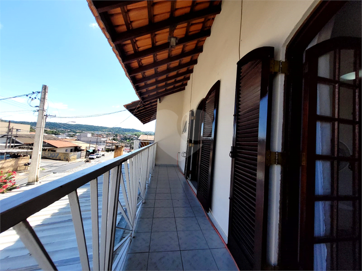 Foto REO1059018