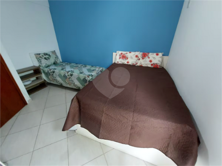Foto REO1059100