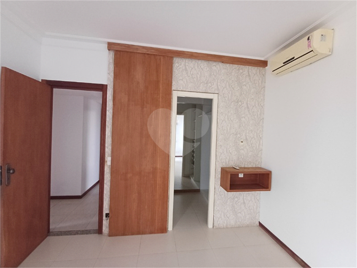 Foto REO1059166