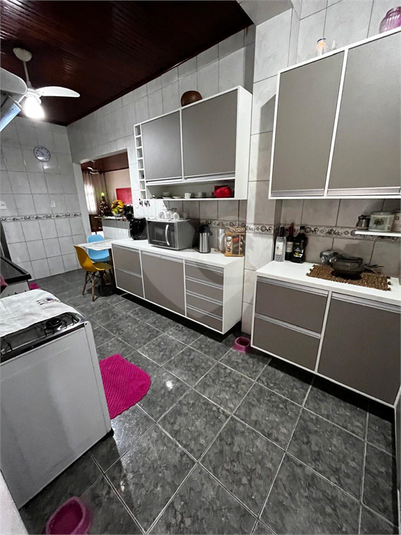 Foto REO1059197