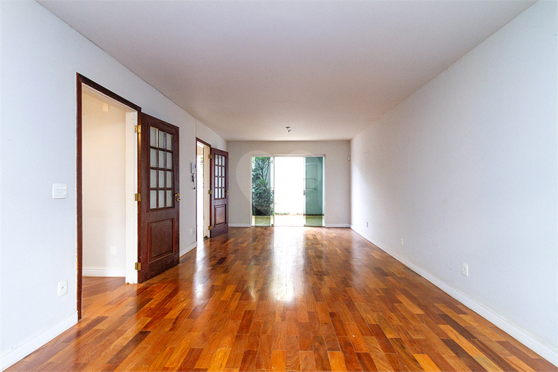 Foto REO1059254