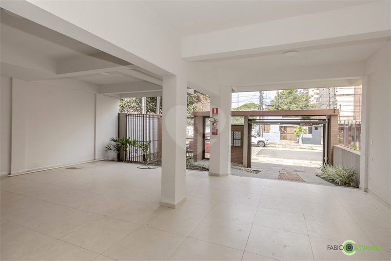 Venda Apartamento Porto Alegre Rio Branco REO1059703 25