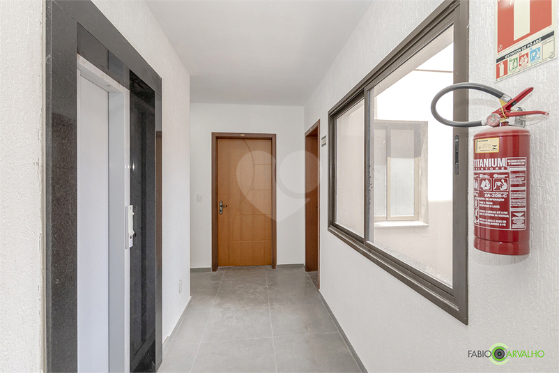 Venda Apartamento Porto Alegre Rio Branco REO1059703 21