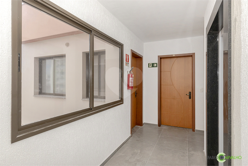 Venda Apartamento Porto Alegre Rio Branco REO1059720 21