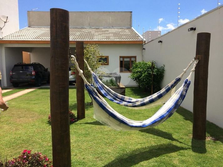 Foto REO1060155