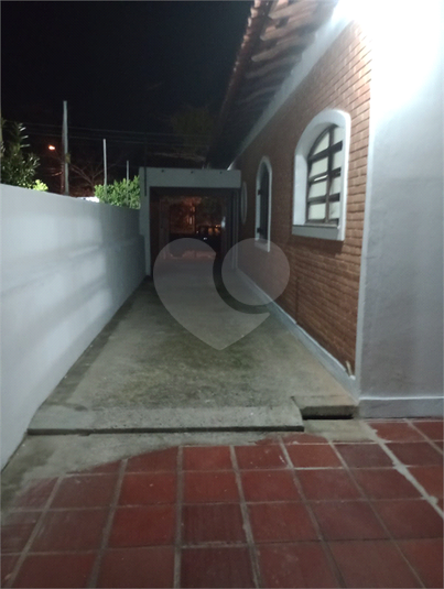 Foto REO1060163