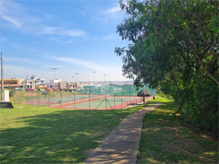 Foto REO1060199