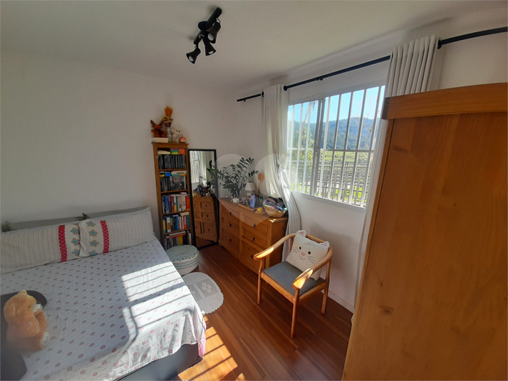 Foto REO1060261